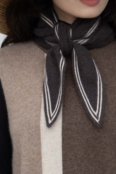 Tour de cou en cachemire Brun