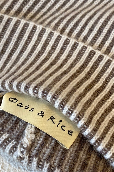 Bonnet rayé en cachemire Taupe