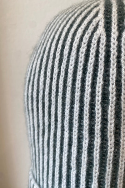 Bonnet rayé en cachemire Vert