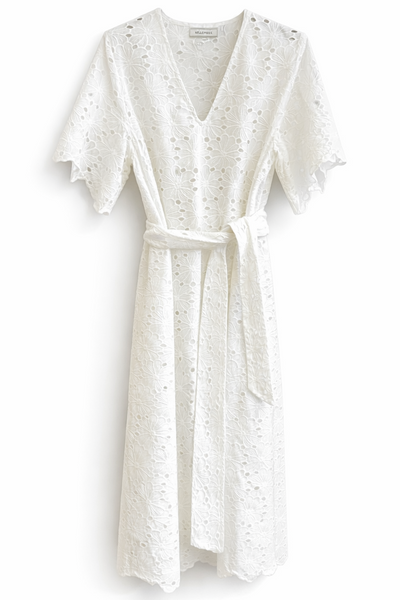 Robe en broderie anglaise