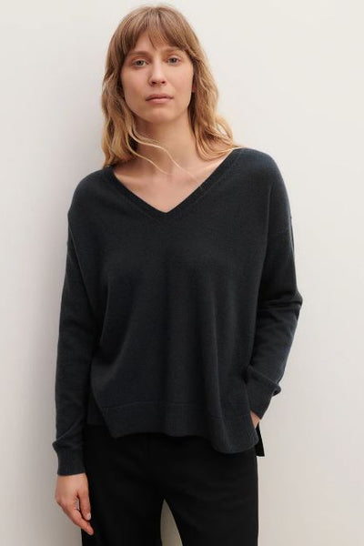 Pull col V en cachemire Noir