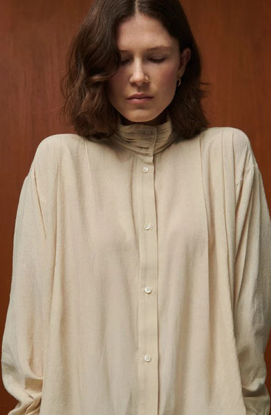 Blouse en bourrette de soie Latte