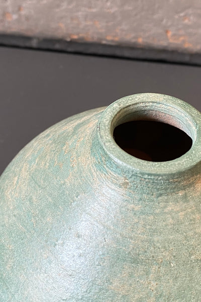 Pot M #7