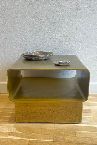 Table KIRA Gold L
