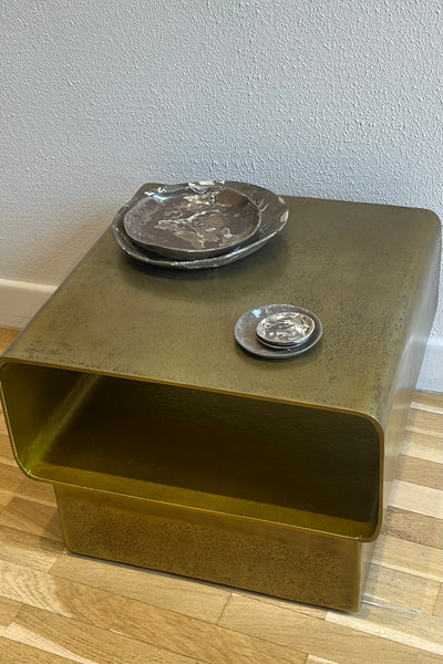 Table KIRA Gold L