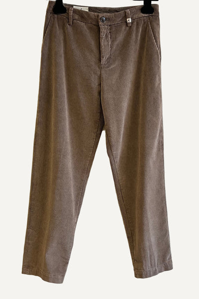 Pantalon en velours côtelé Marron Glacé