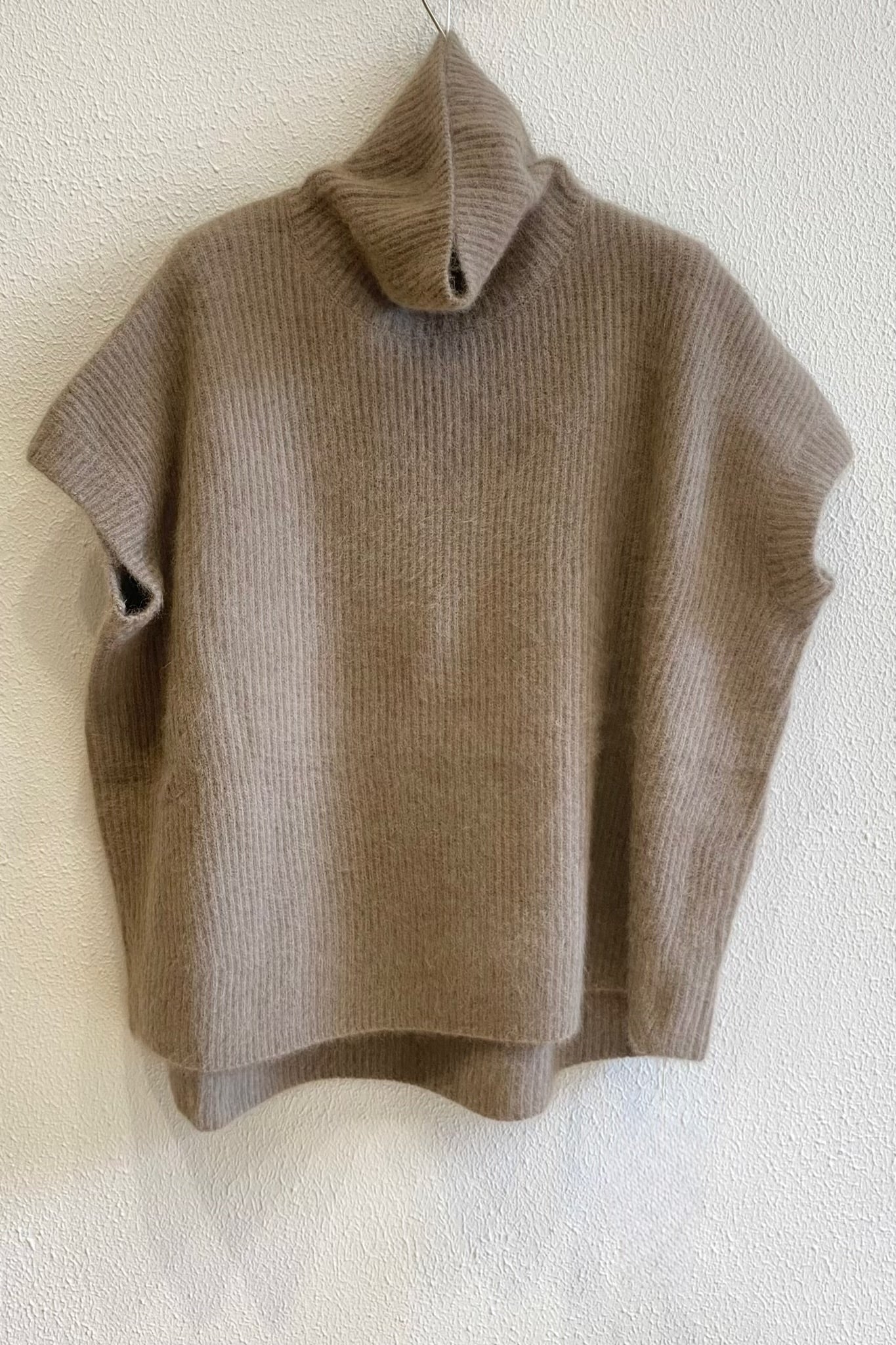 Pull ample Camel
