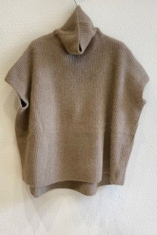 Pull ample Camel