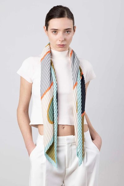 Écharpe en satin plissé Aqua