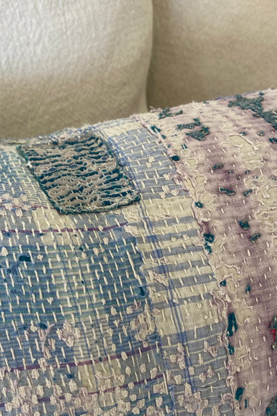 Coussin KANTHA #1